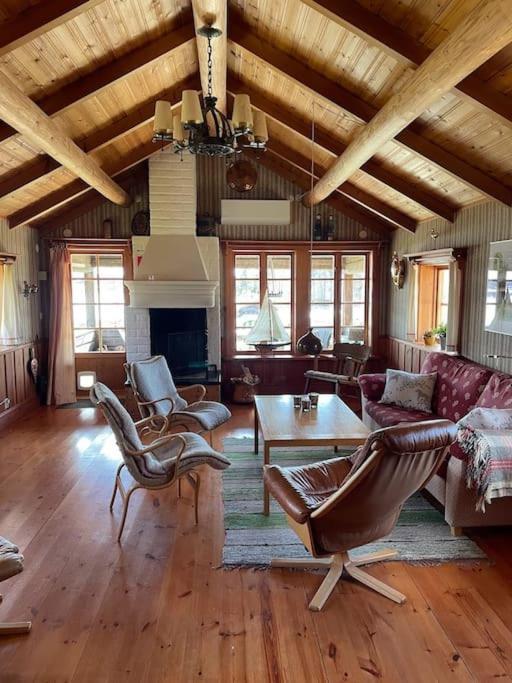 Lake Lodge Roennaes Лександ Екстер'єр фото