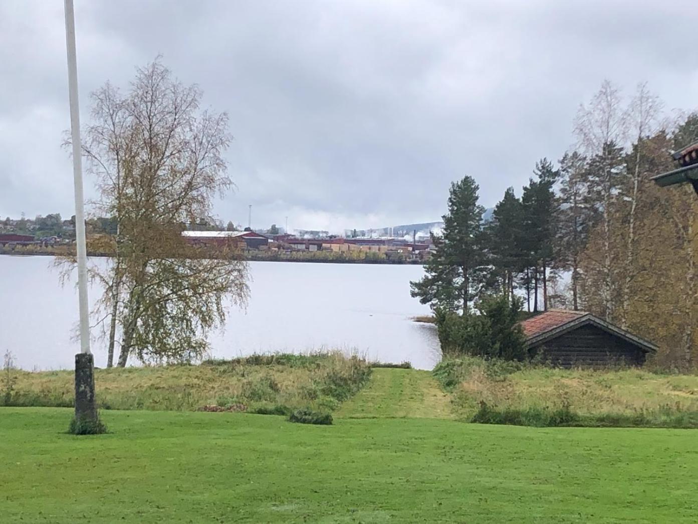 Lake Lodge Roennaes Лександ Екстер'єр фото